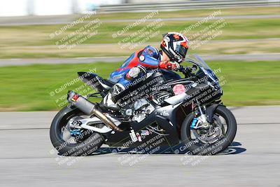 media/Jan-20-2023-Fastrack Riders (Fri) [[f2ad32aba3]]/Level 3/session 4 turn 6/